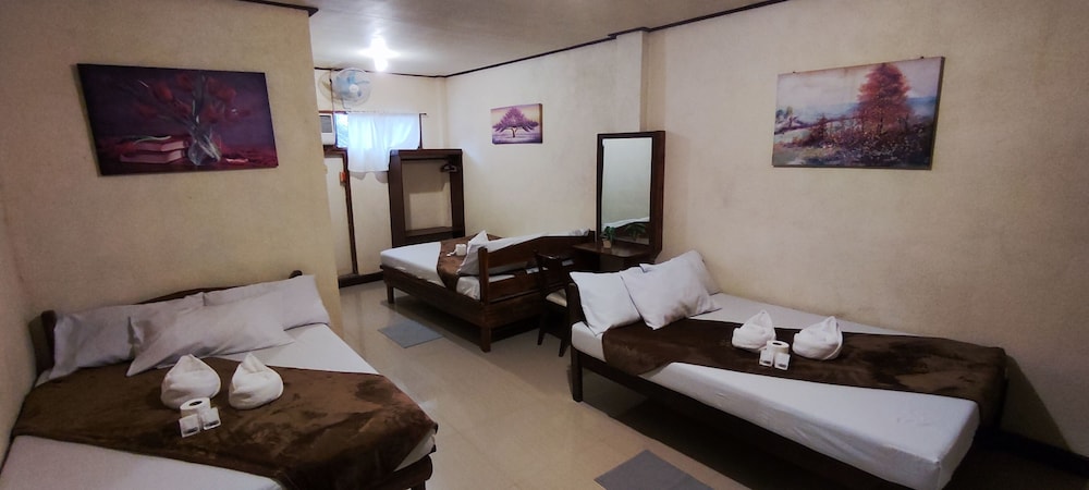 Novie Apos S Tourist Inn 18/50