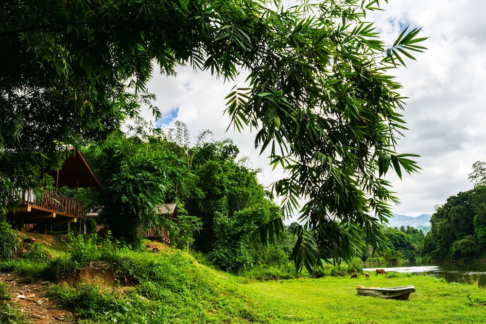 Kandy Cabana Eco Resort 24/36