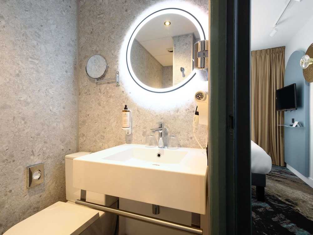 Mercure Annecy Centre 69/69