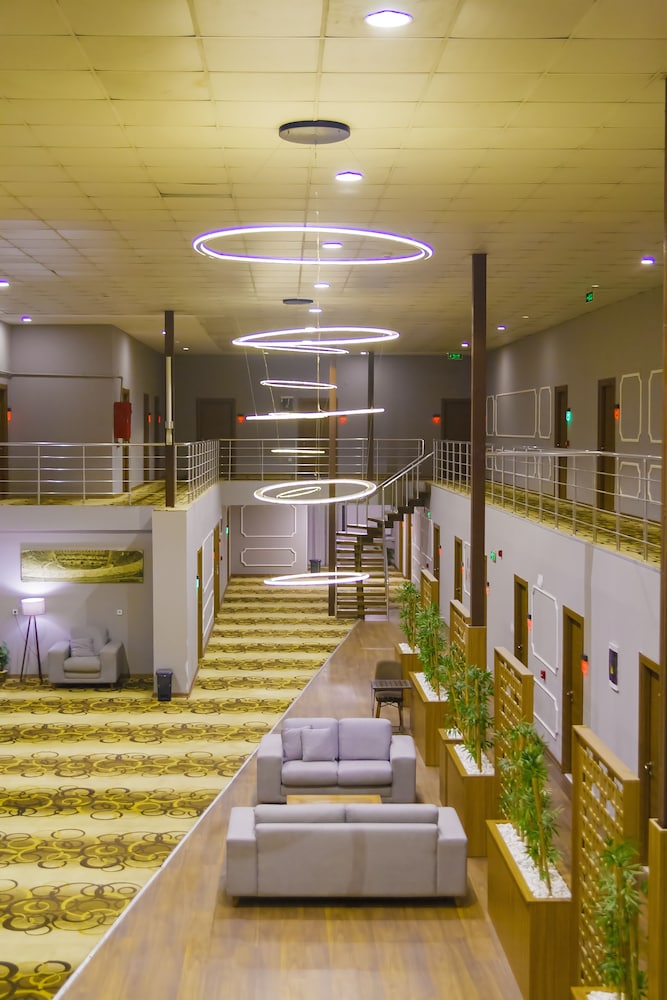 Privado Hotels 45/50