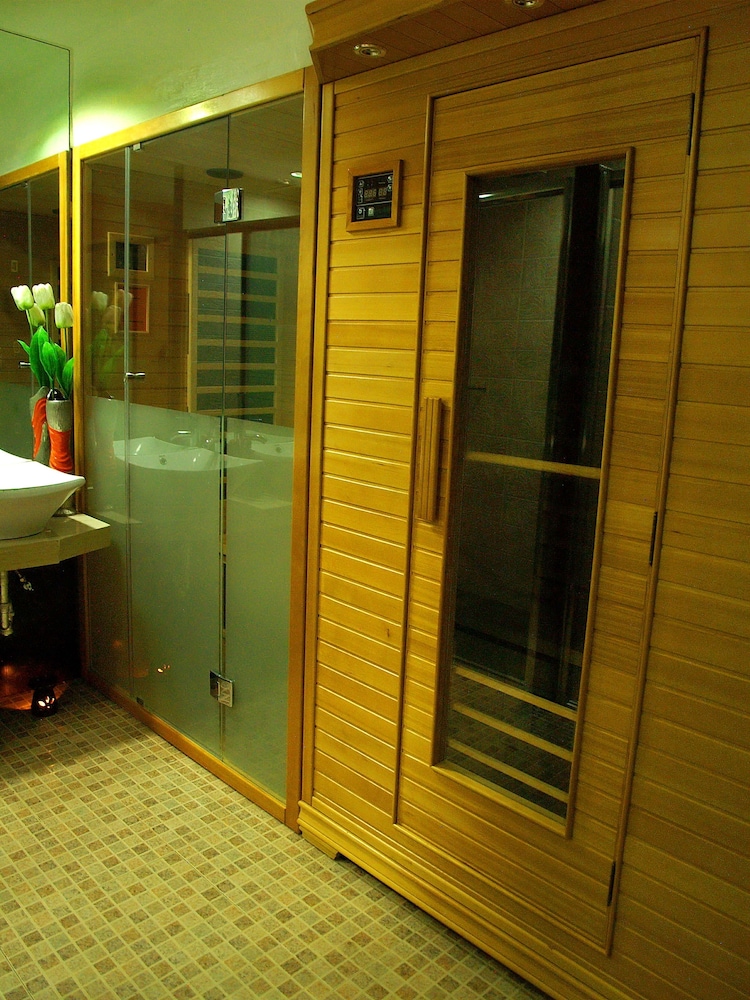 Cocoon Boutique Hotel 23/41