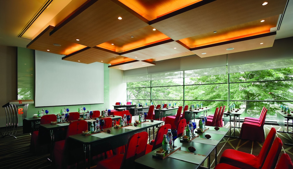 G Hotel Gurney 55/60
