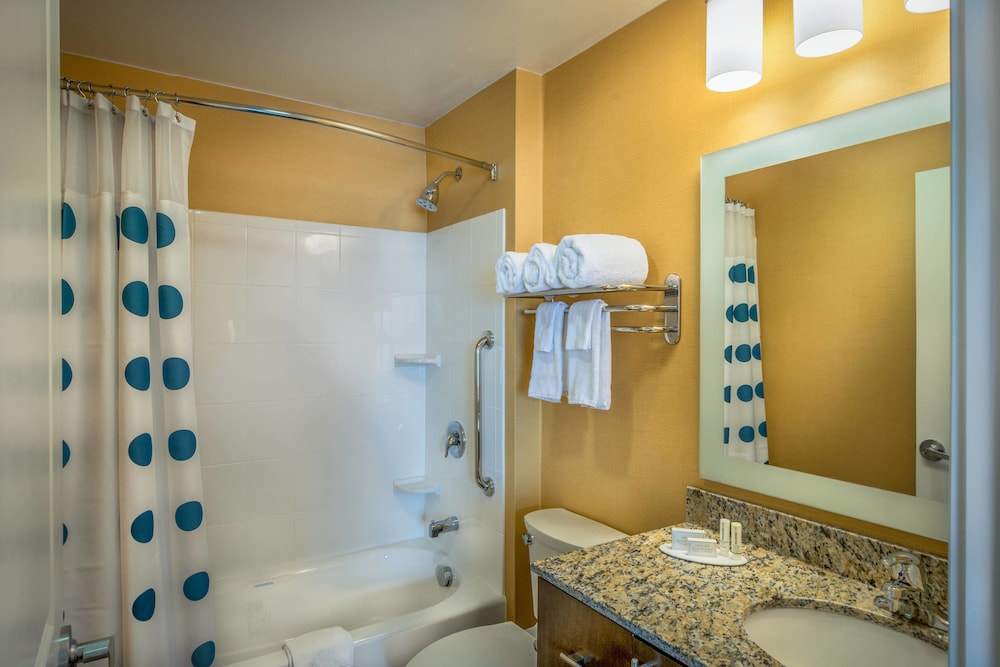 TownePlace Suites Goldsboro 8/51