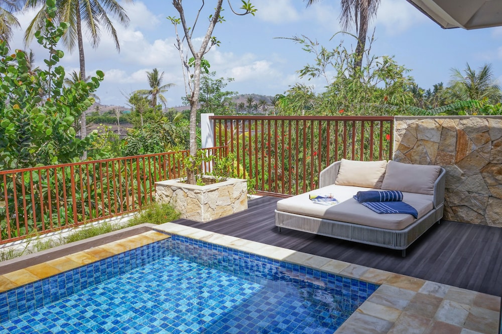 Pullman Lombok Merujani Mandalika Beach Resort 20/48