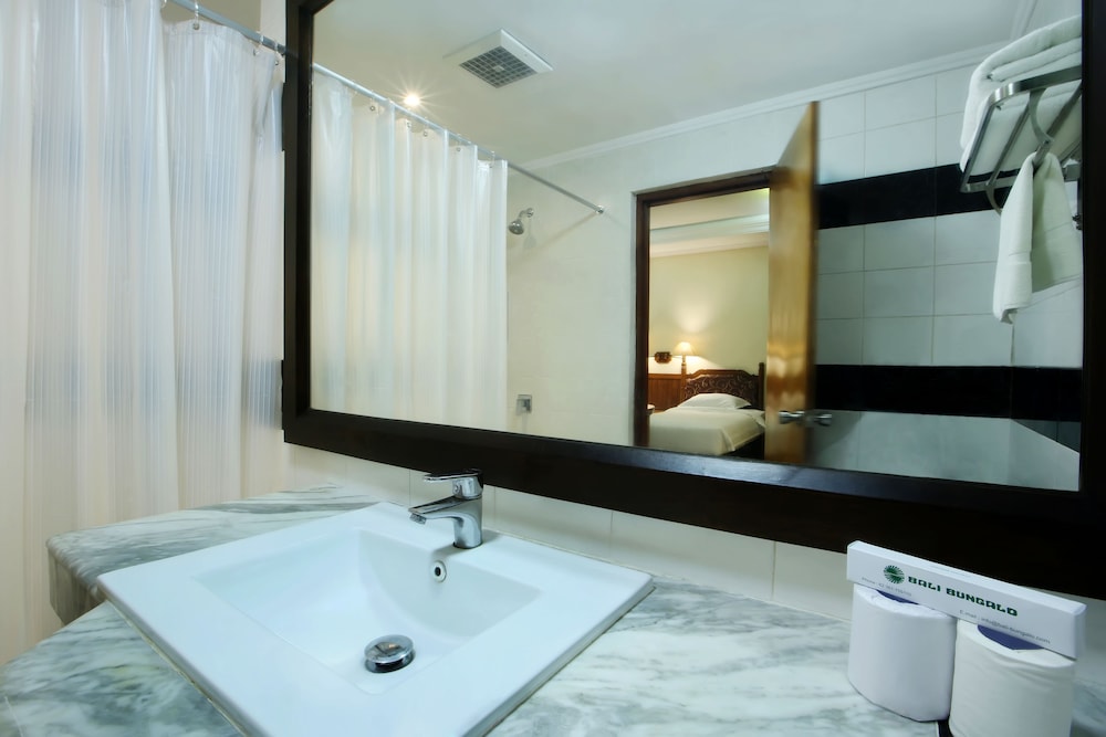 Bali Bungalo Hotel 12/31