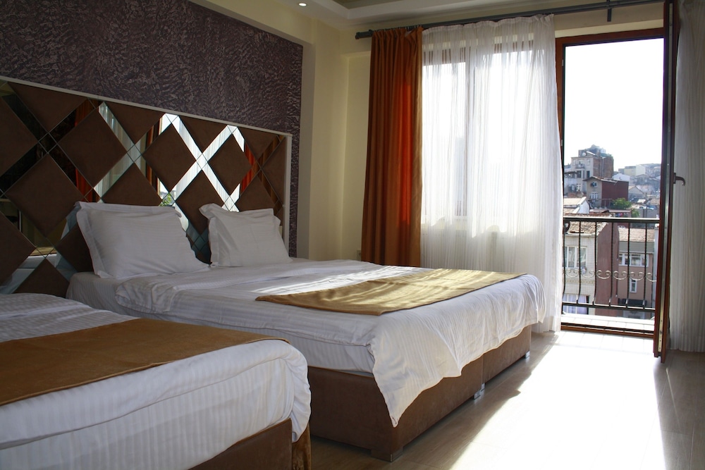 Terra Suites 23/60