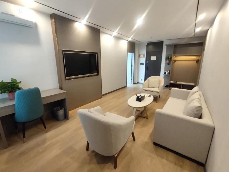 GreenTree Eastern Huai 'an University Town Hotel 35/41