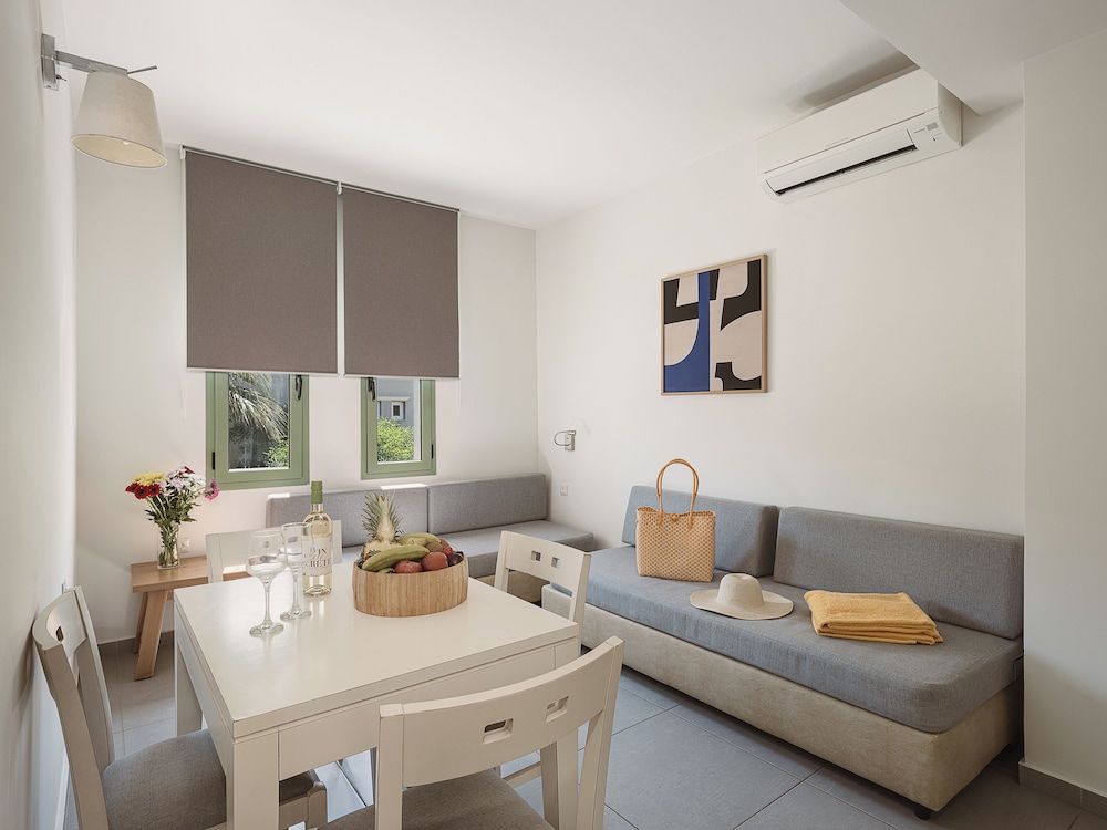 Erato Beach Hotel - Adults Only 34/50