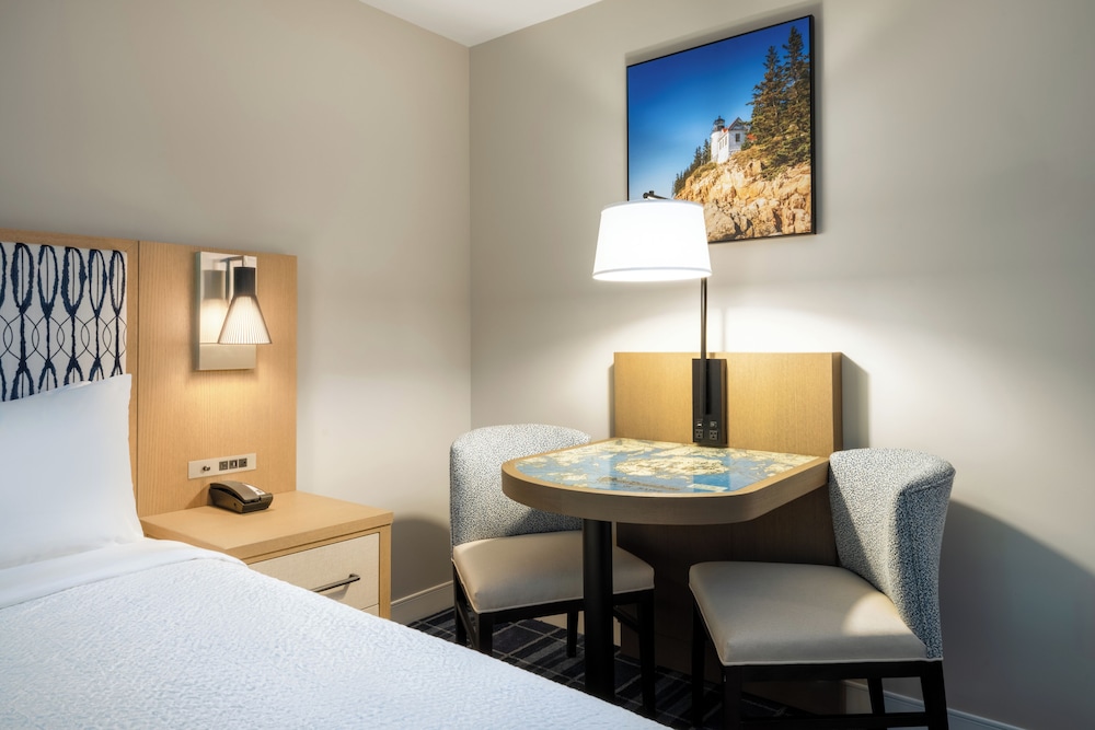 Holiday Inn Resort Bar Harbor Acadia Natl Park 21/50