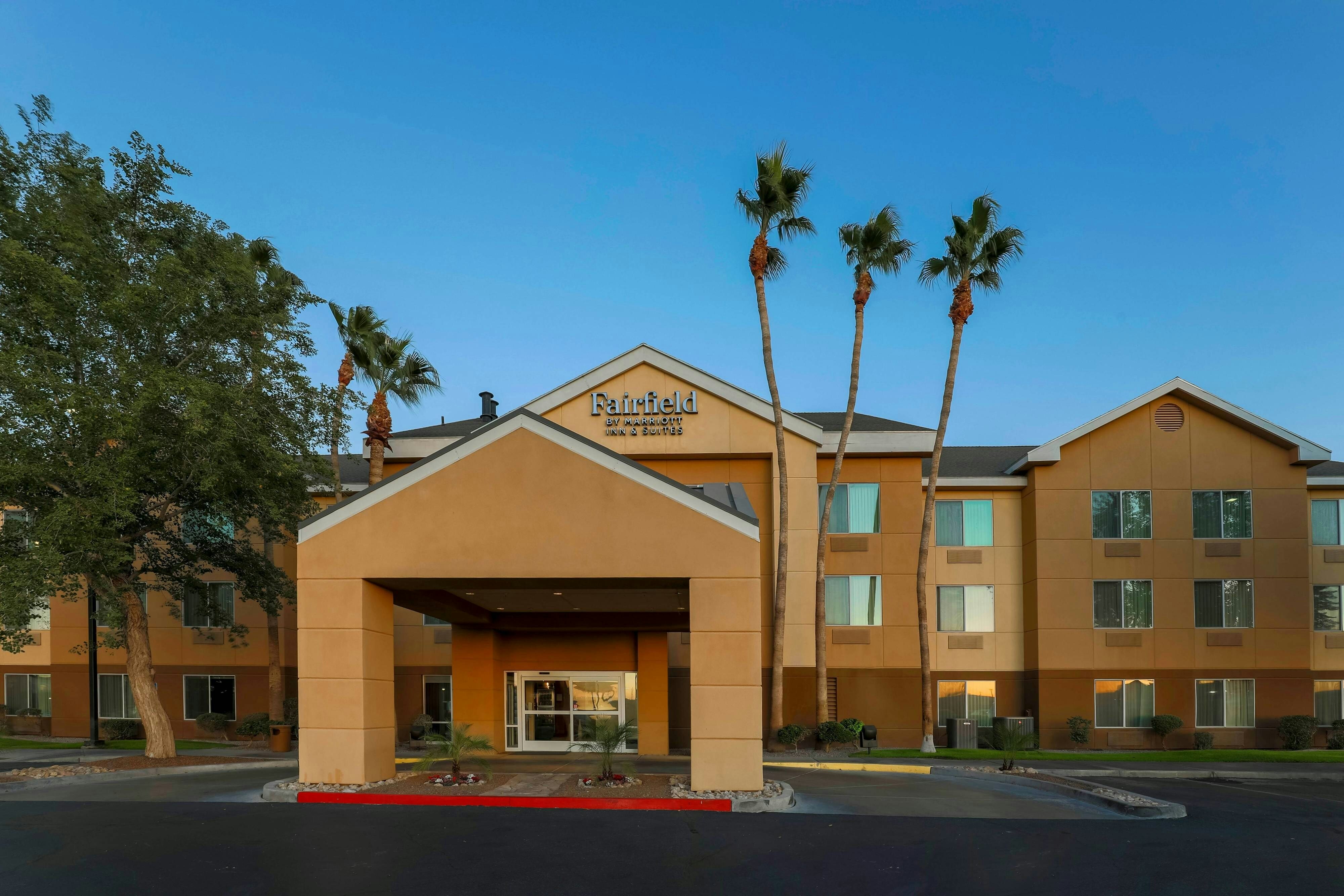 Fairfield Inn & Suites by Marriott Yuma 2/15