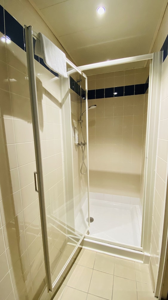 Ibis Budget Caen Gare 63/65