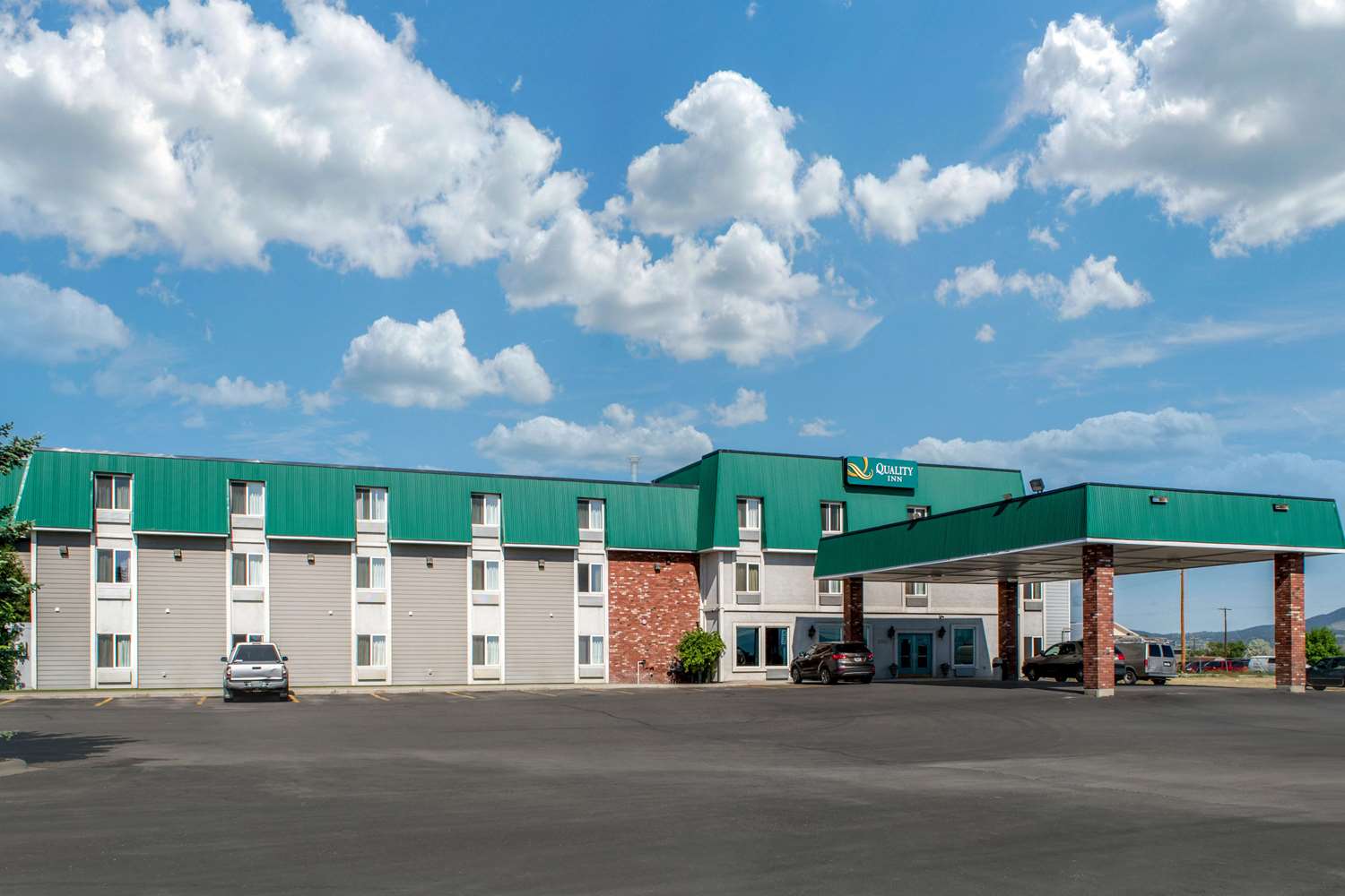 Helena Inn Airport 33/34