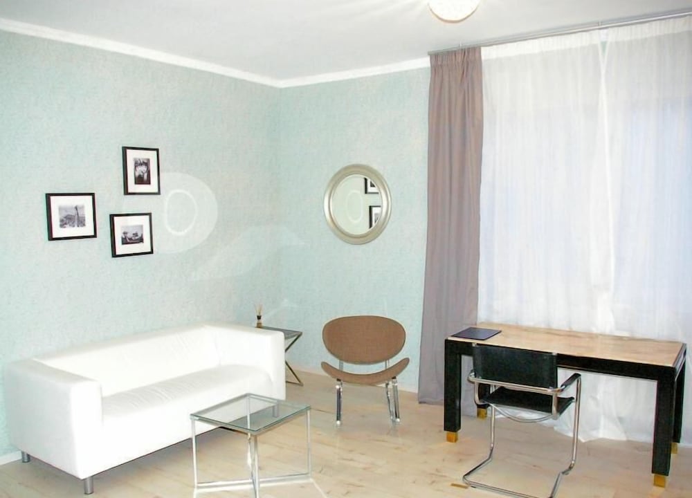 The Suite Hotel 9/59