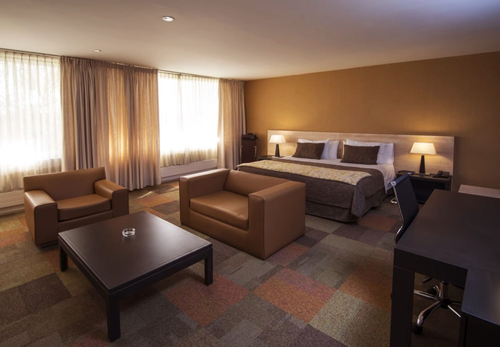 Hotel Alborada 40/57