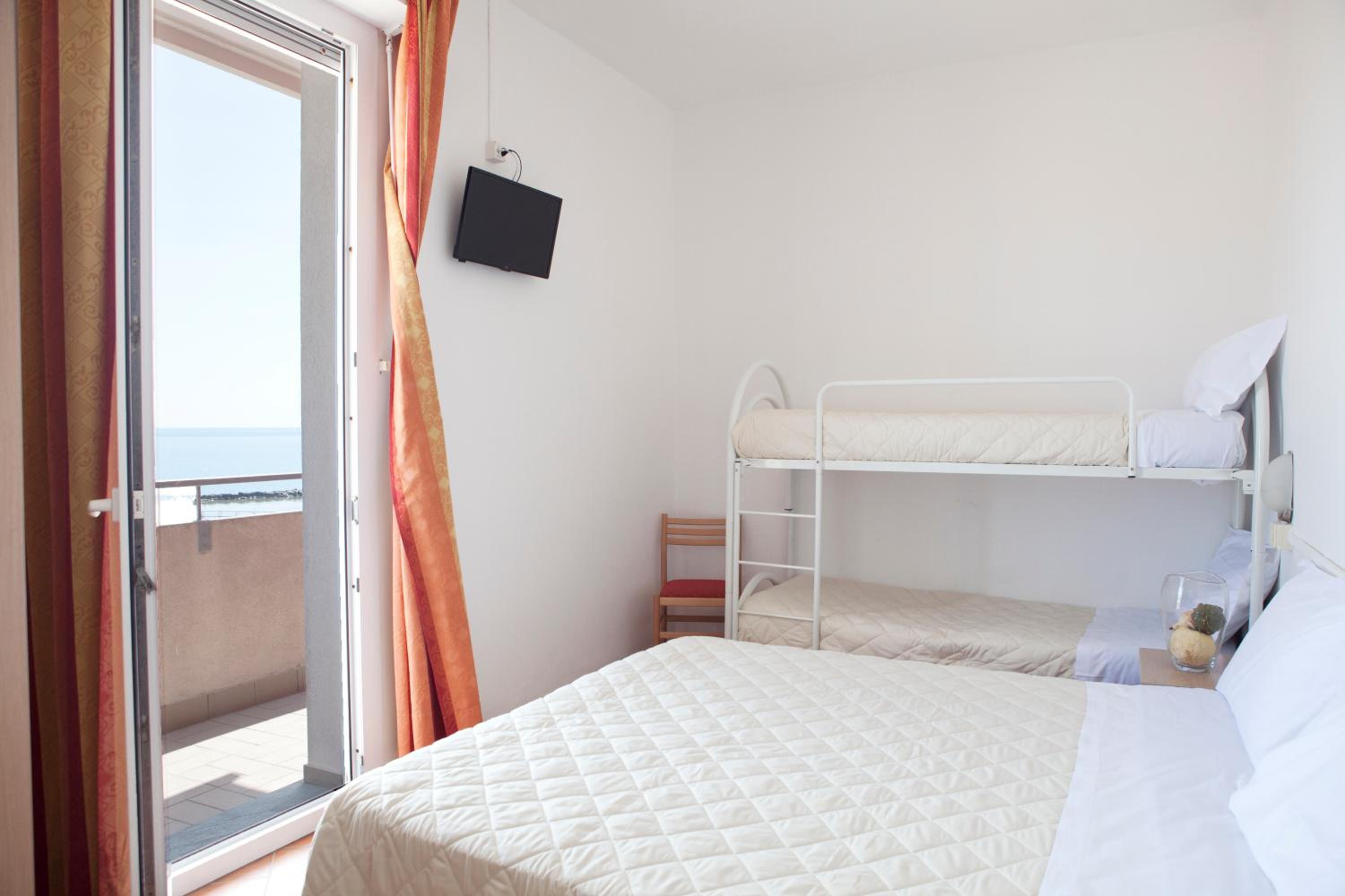 Room, Quadruple, Sea View