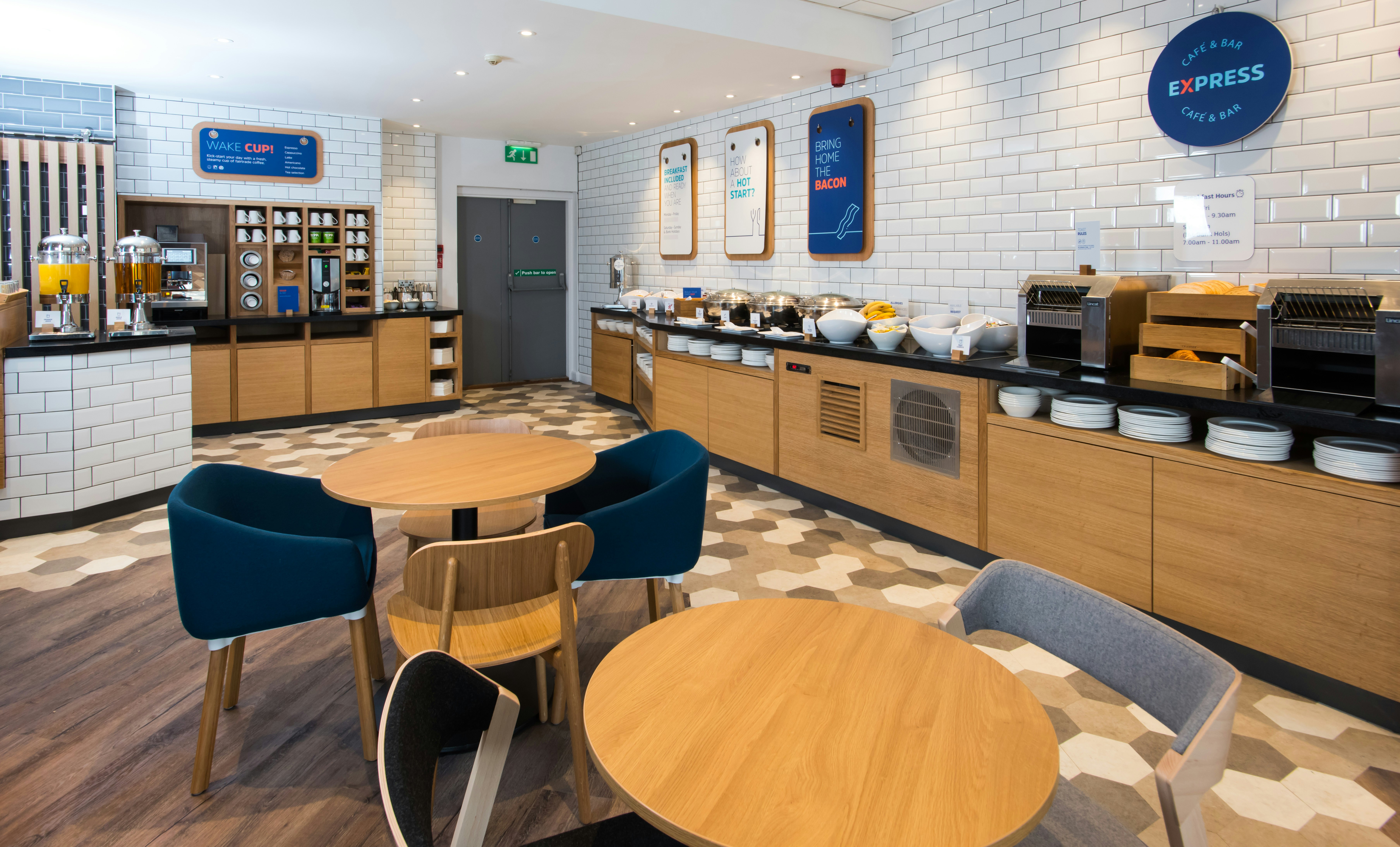 Holiday Inn Express Bristol City Centre 26/47