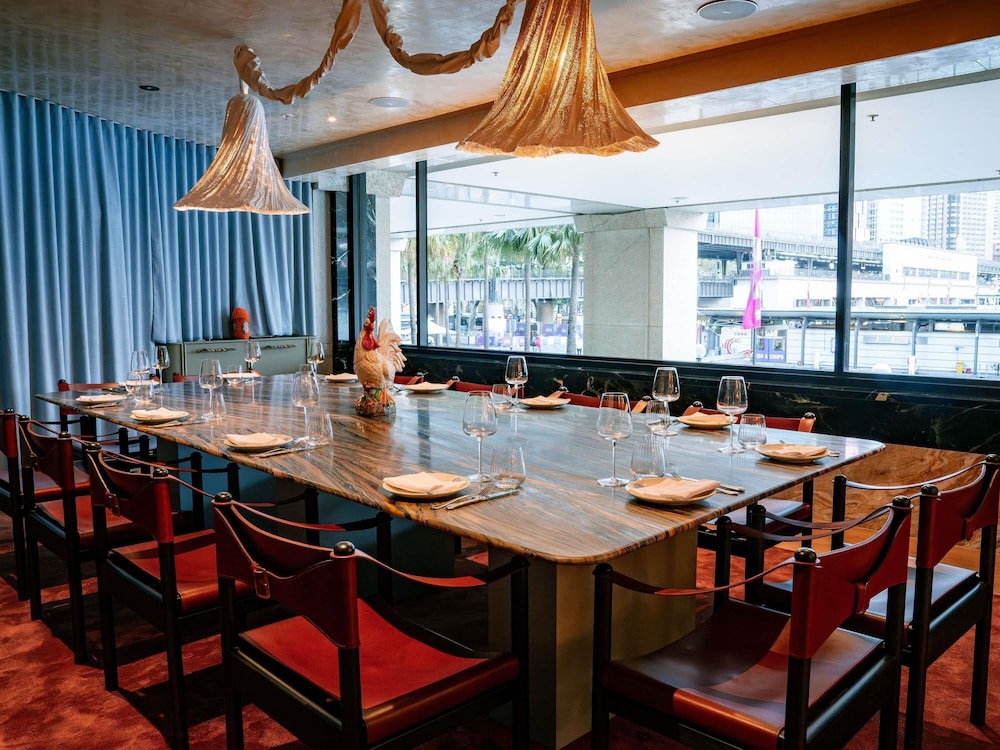 Pullman Quay Grand Sydney Harbour 56/72