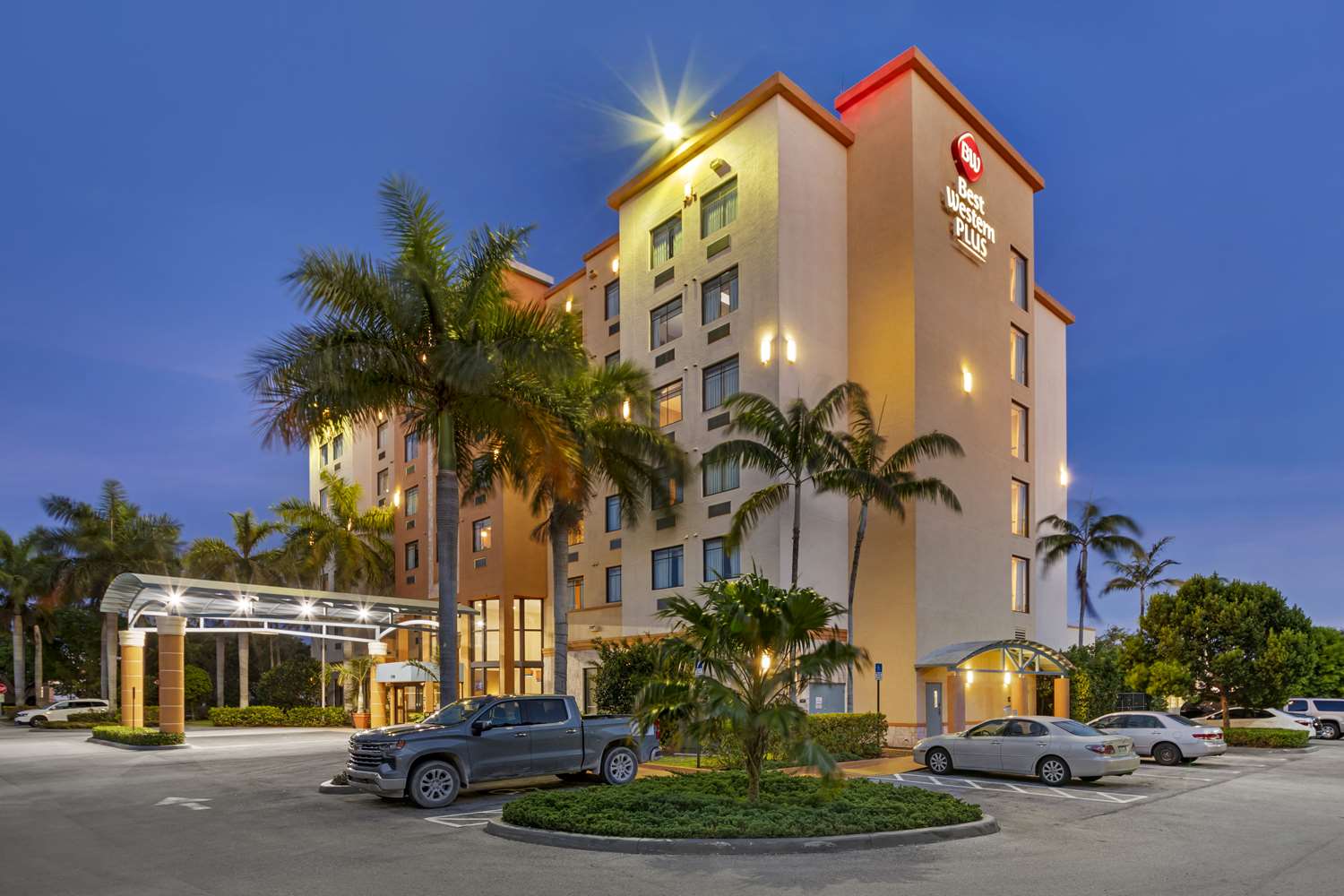 Best Western Plus Miami Executive Airport Hotel & Suites 24/27