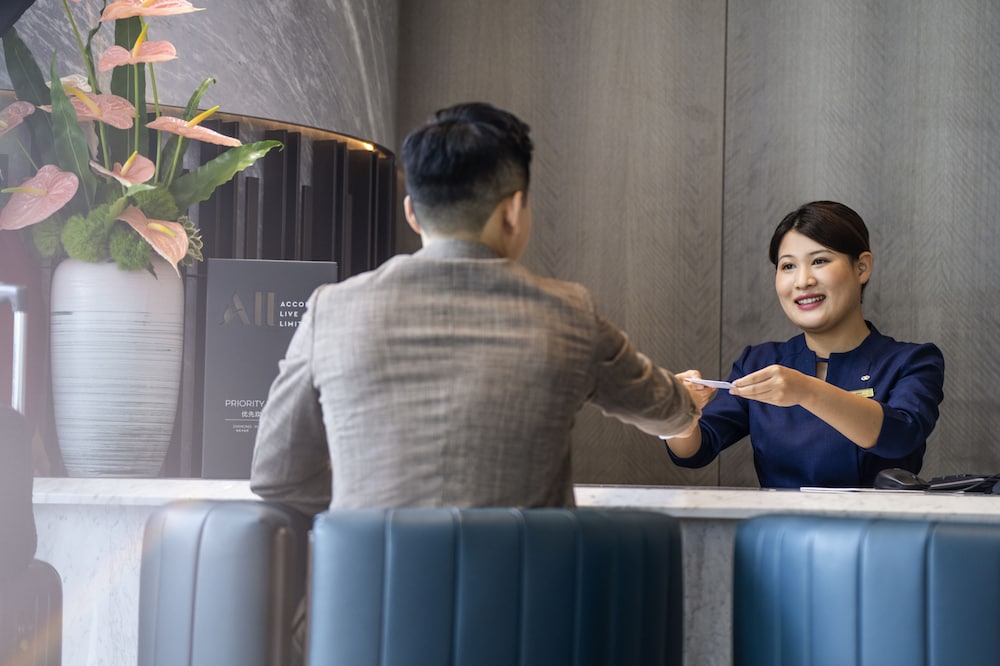 Sofitel Hangzhou Yingguan Hotel 6/76