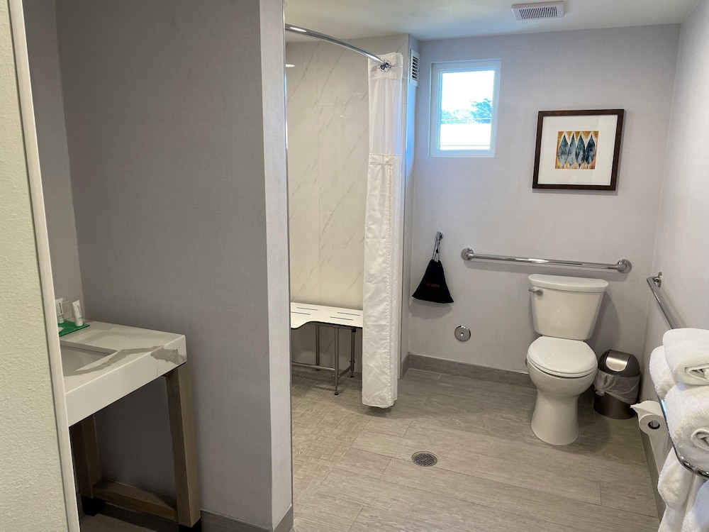 Hyatt Place Santa Barbara 18/55