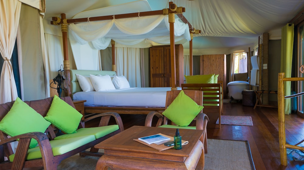 9 Hornbills Tented Camp 9/50