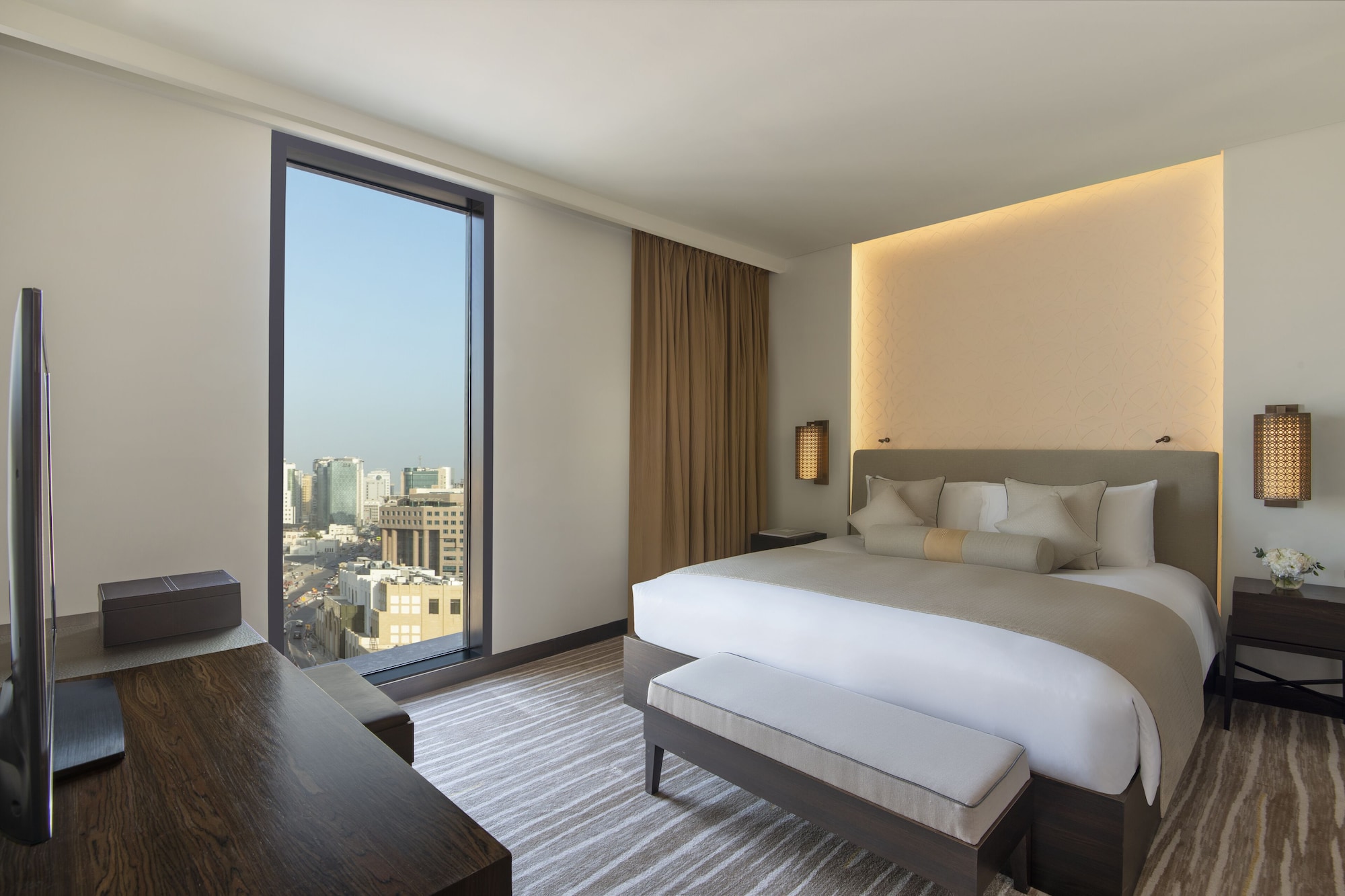 1 Bedroom, Souq, Suite, King Bed, with View, Living Area, Terrace