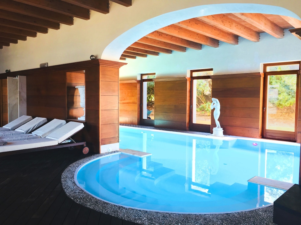Villa Las Tronas 17/50