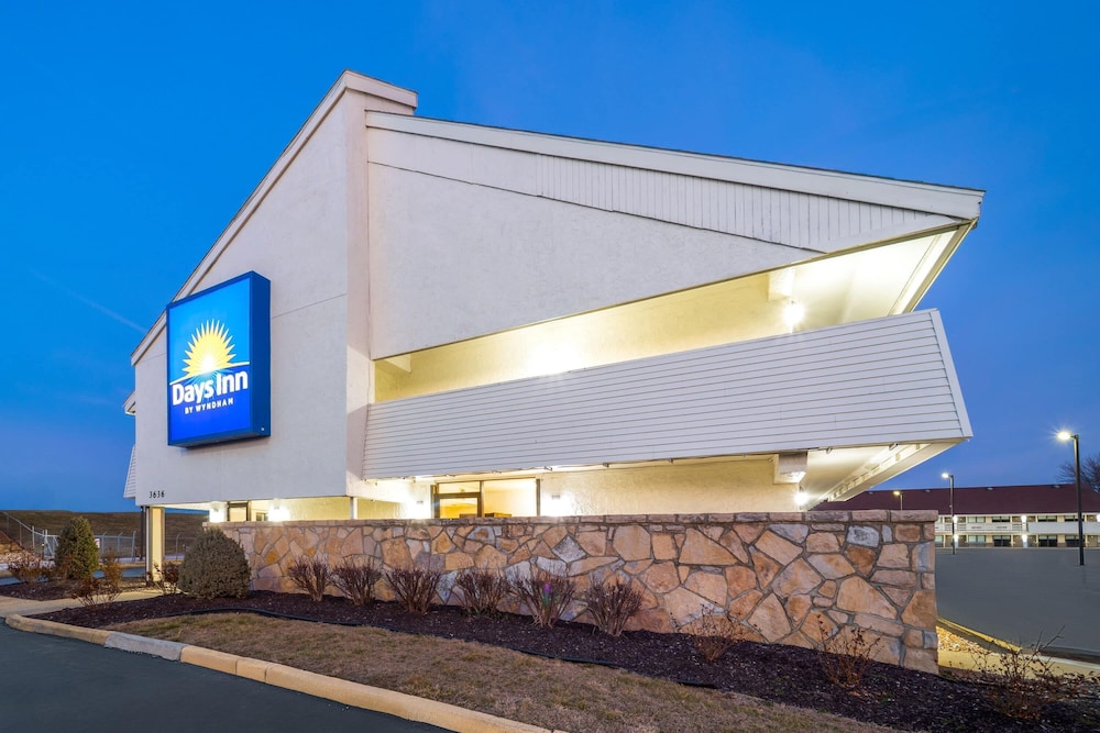 Days Inn by Wyndham Kansas City Northeast 7/65
