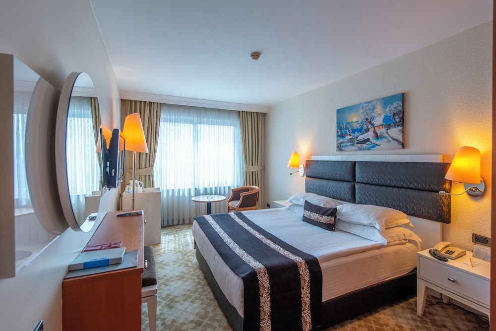 Jura Hotels Mavi Surmeli Adana 12/50