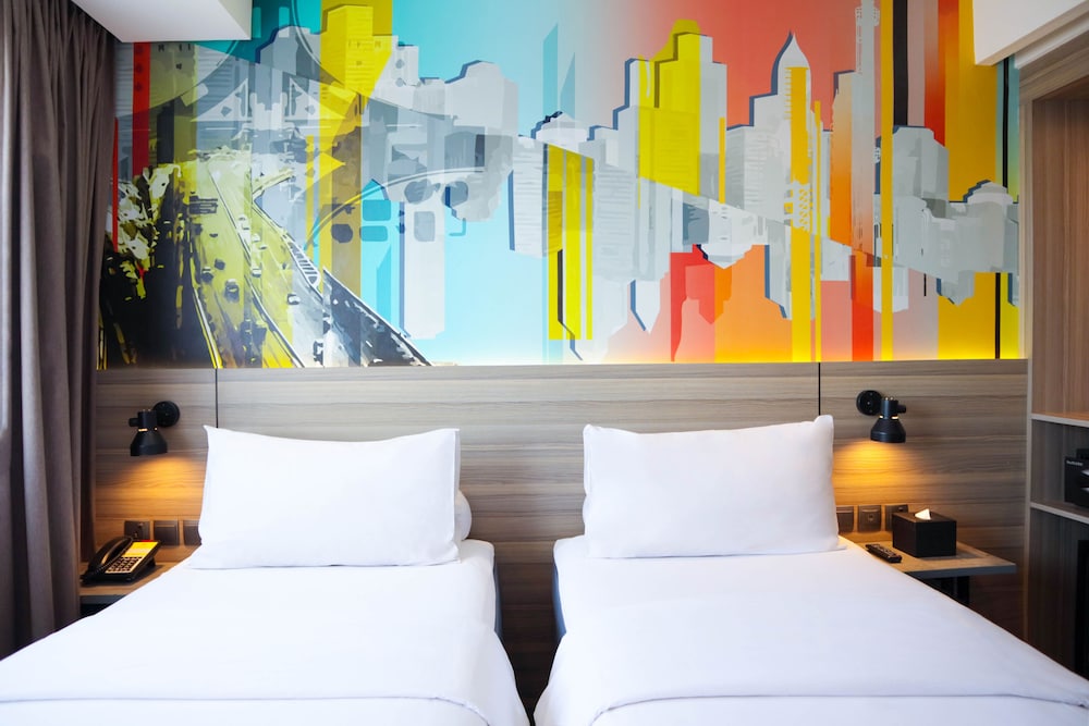Ibis Styles Bekasi Jatibening 26/72