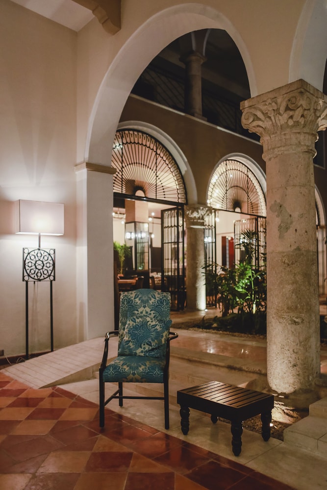 Hotel Merida 16/70