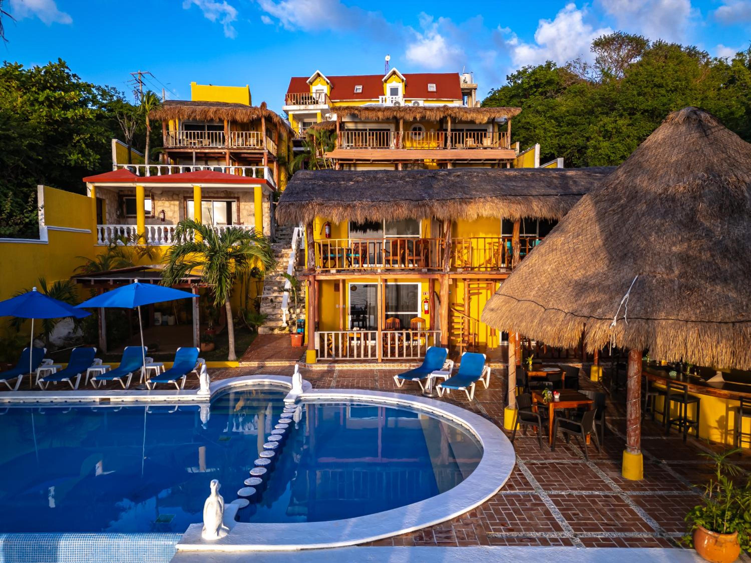 Hotel La Joya 5/51