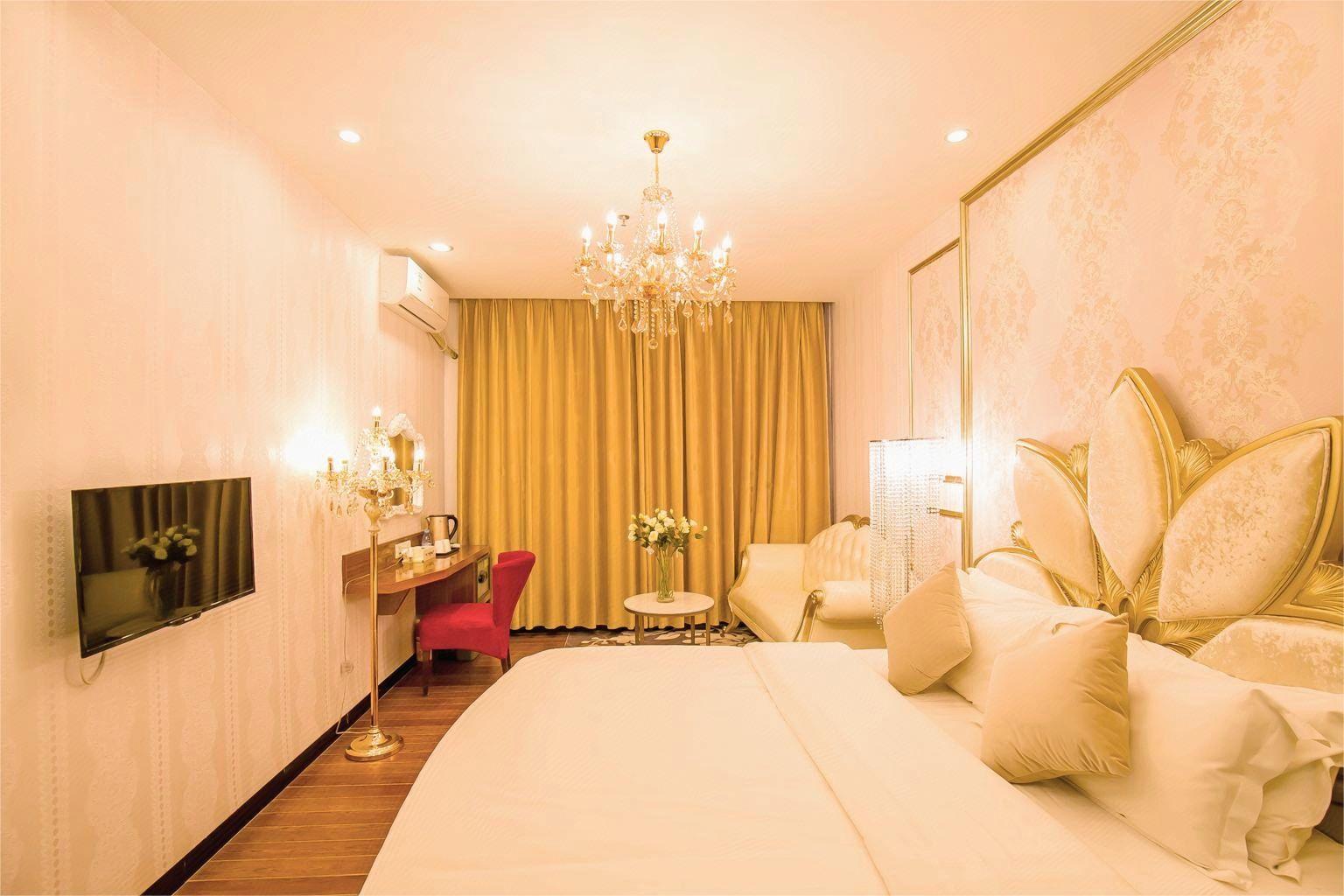 Zhuxing Boutique Theme Hotel 3/13