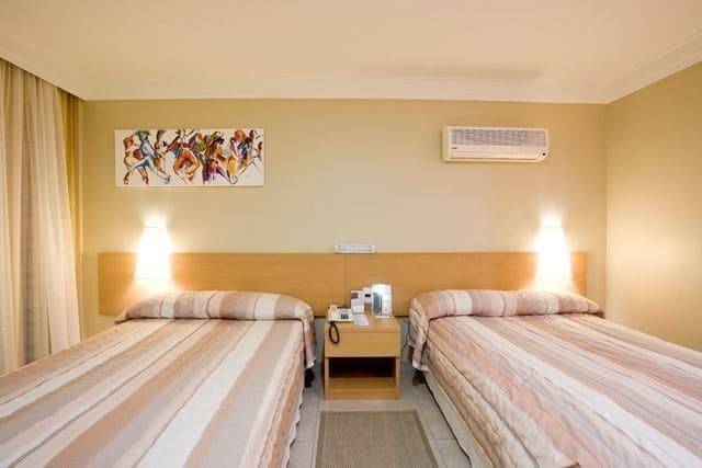 Room, Queen Bed