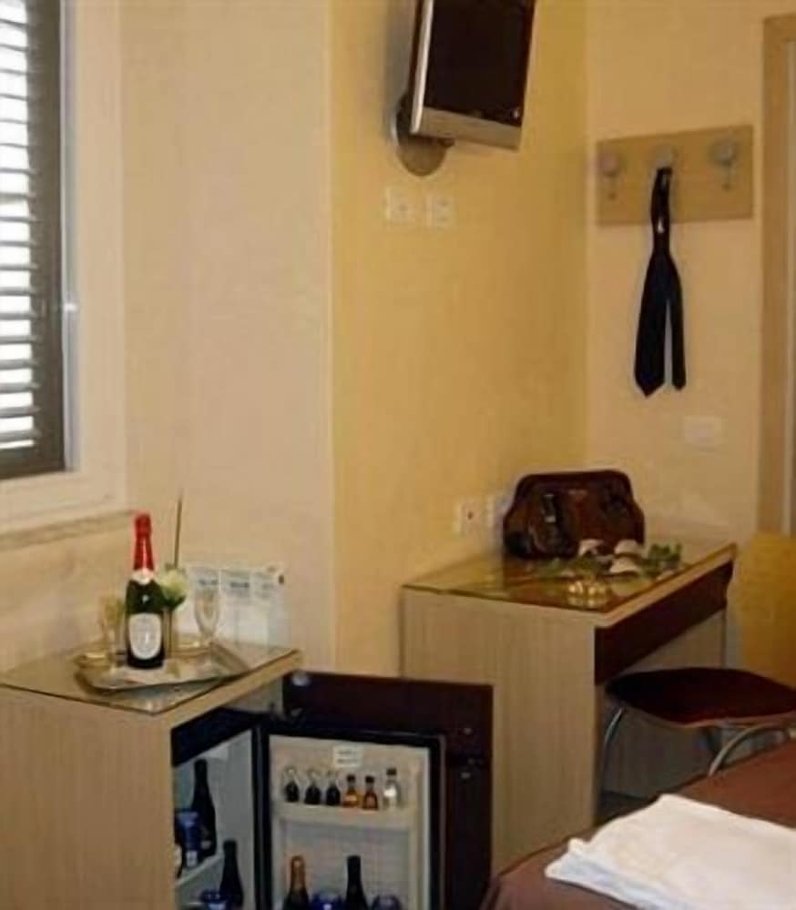 Elide Hotel 49/49