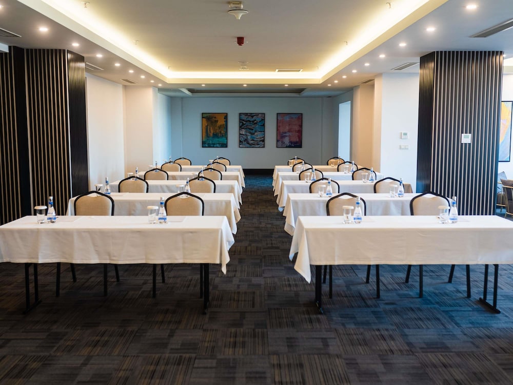 Mercure Baku City 44/50