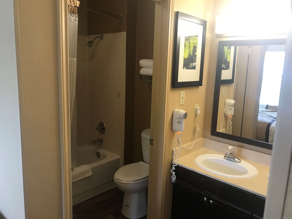 Extended Stay America Raleigh Rtp 4919 Miami Blvd 48/50