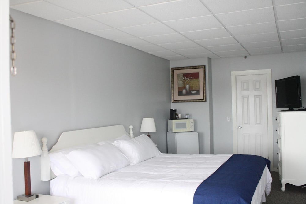 Travelodge By Wyndham Tilton Lake Winnisquam 6/22