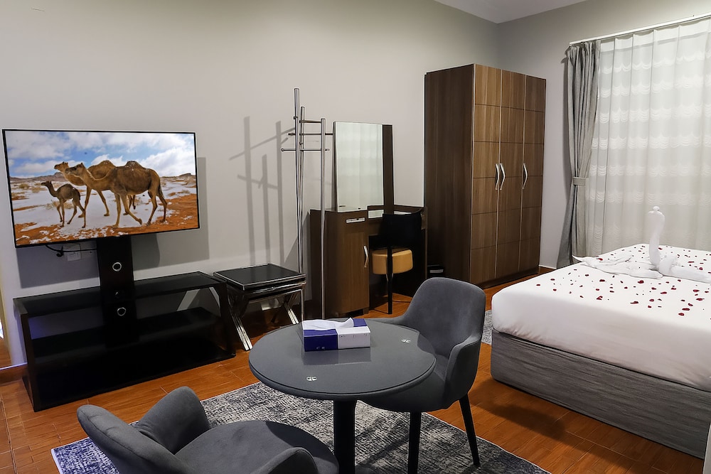 Al-Mawasem Al-Arbaa Serviced apartments 91/94