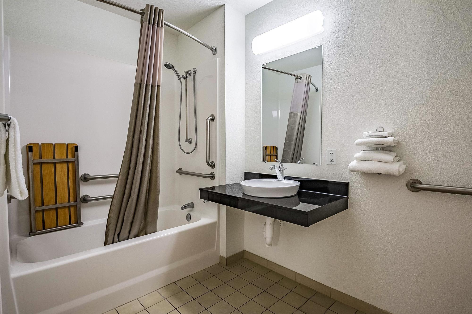 Park Inn by Radisson, Salt Lake City Airport 45/47