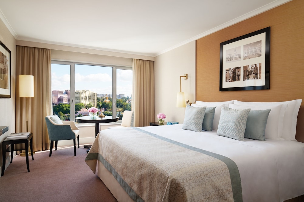 Corinthia Hotel Lisbon 24/73