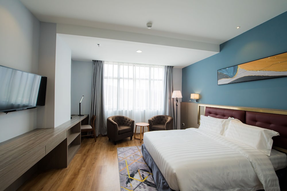 SUPERIOR, DOUBLE BED