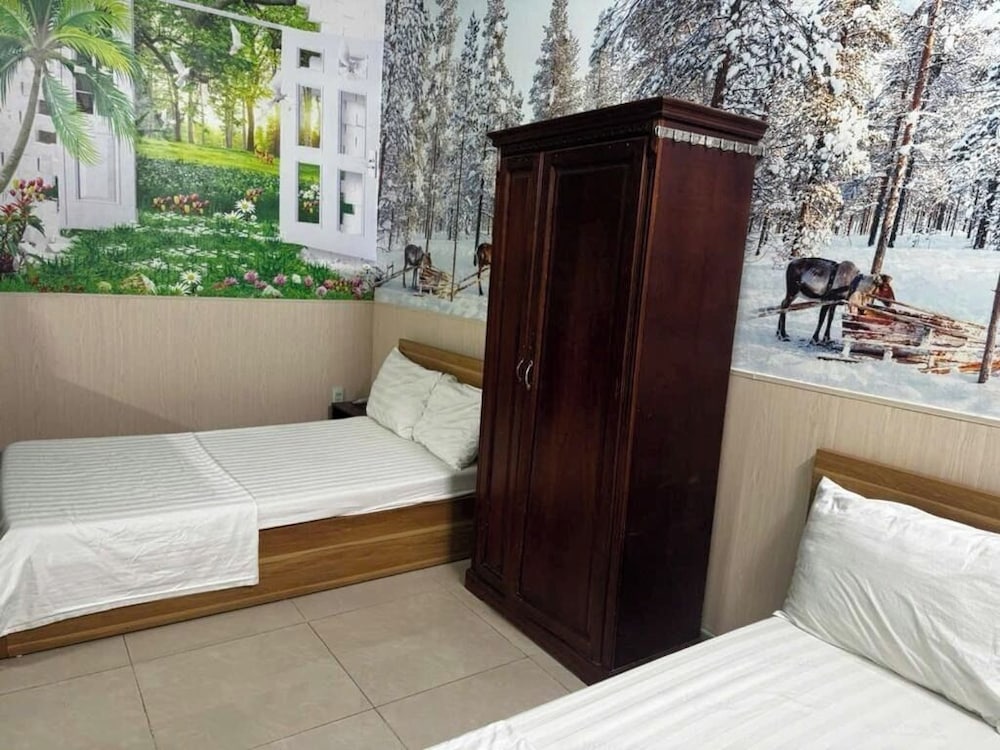 Ha Long Hotel 15/24