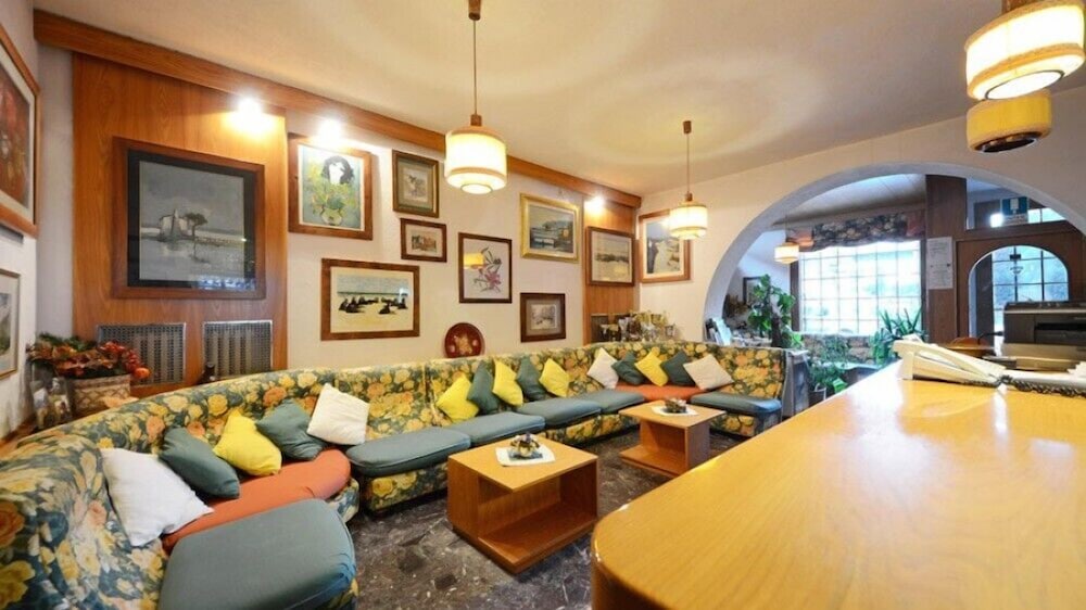 Hotel Monti Pallidi 23/37