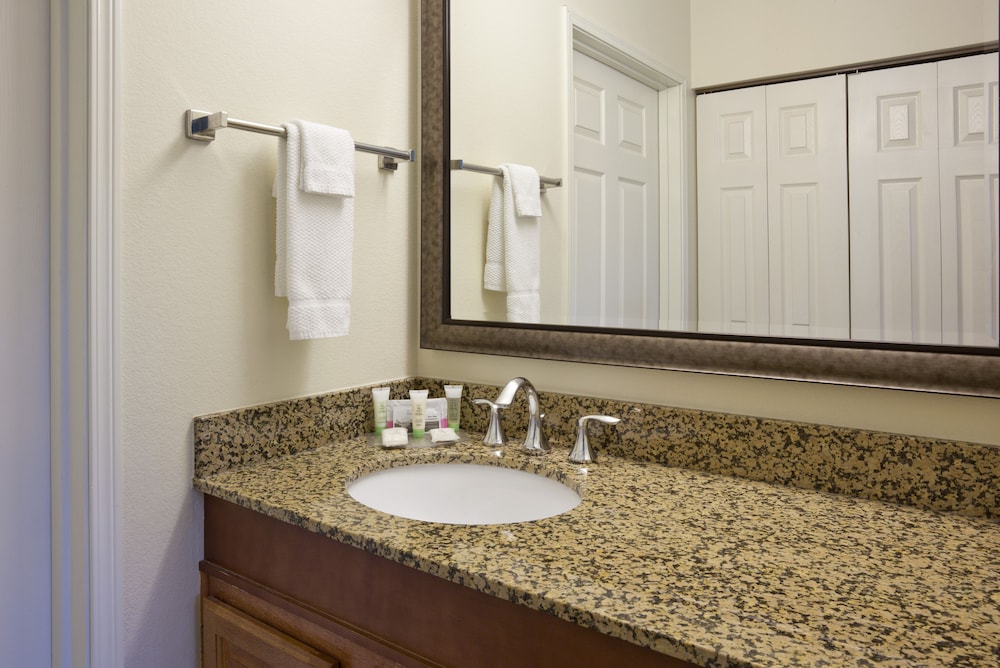 Staybridge Suites Minneapolis-Bloomington 22/79
