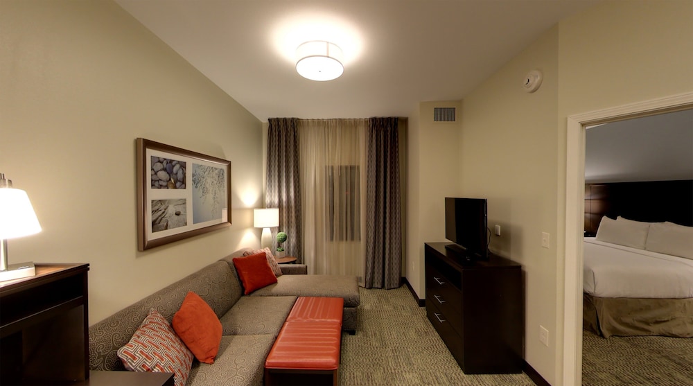 Staybridge Suites Ann Arbor Univ of Michigan 33/54