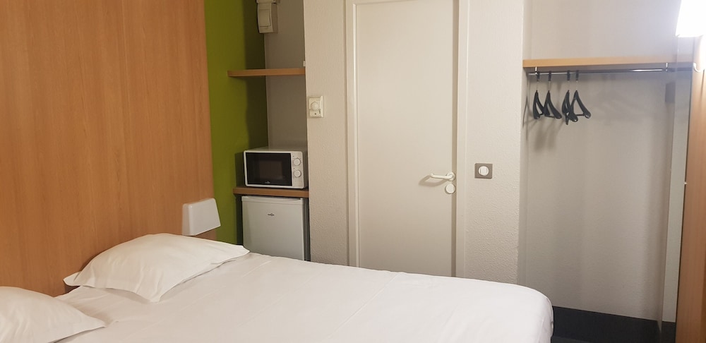 B B Hotel Poitiers 2 19/44