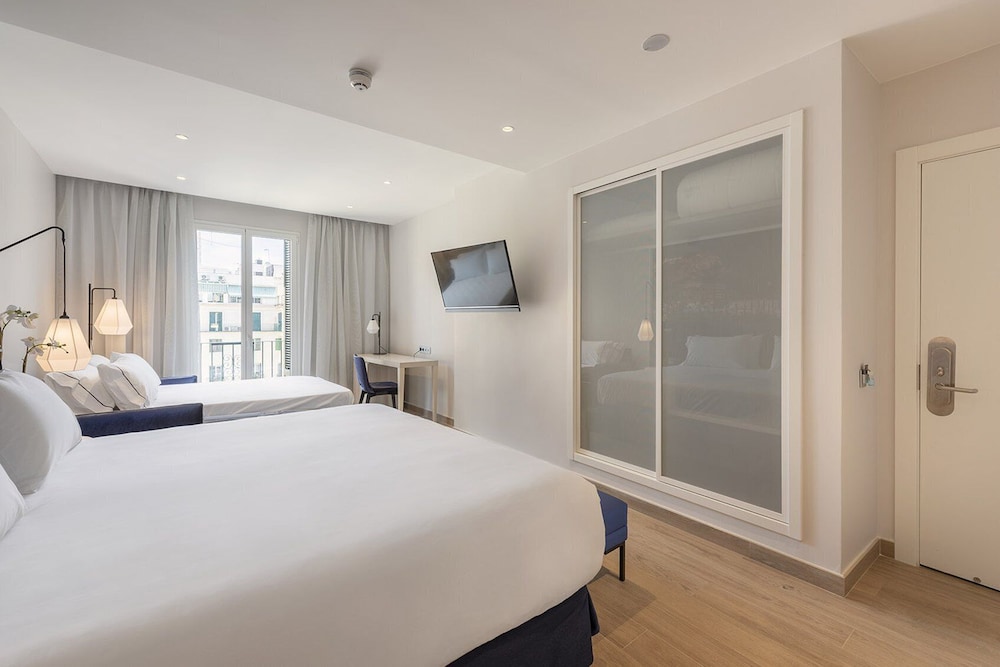 Eurostars Mediterranea Plaza 29/79