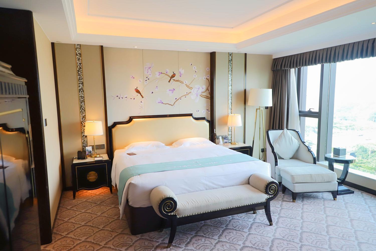 Smart, Deluxe, King Bed, River View