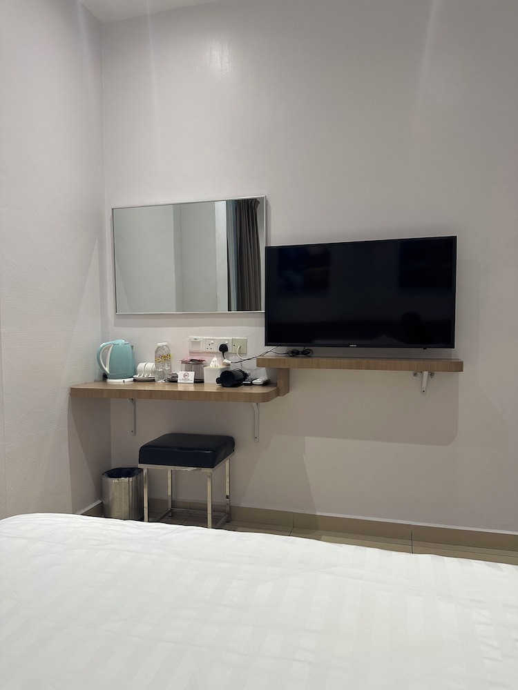Ast Hotel 35/56